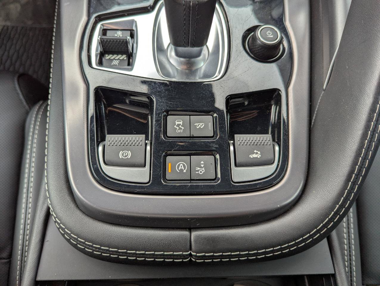 Used 2021 Jaguar F-TYPE First Edition RWD image 28
