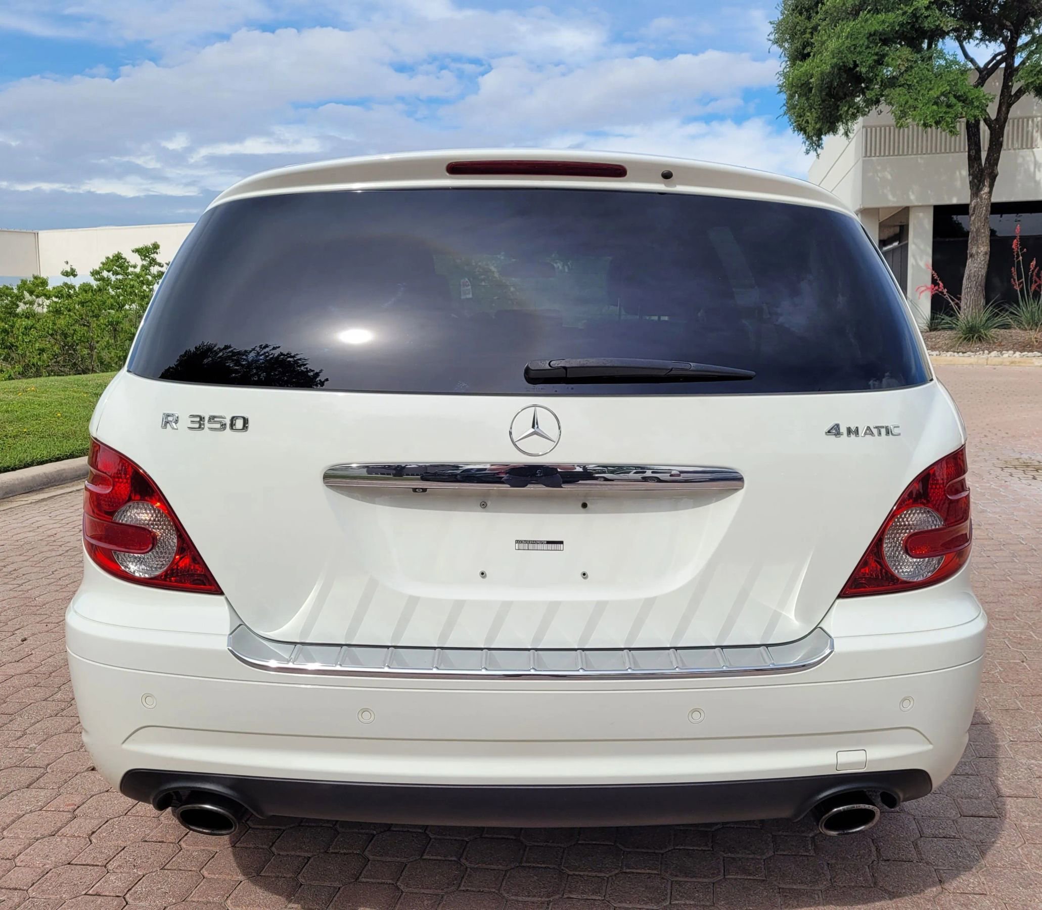Used 2009 Mercedes-Benz R 350 4MATIC image 10