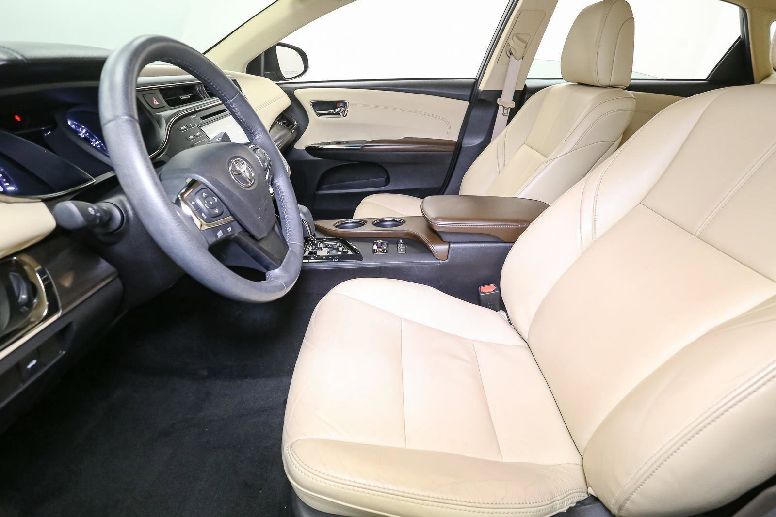 Used 2017 Toyota Avalon XLE w/ Carpet Mat Package image 46