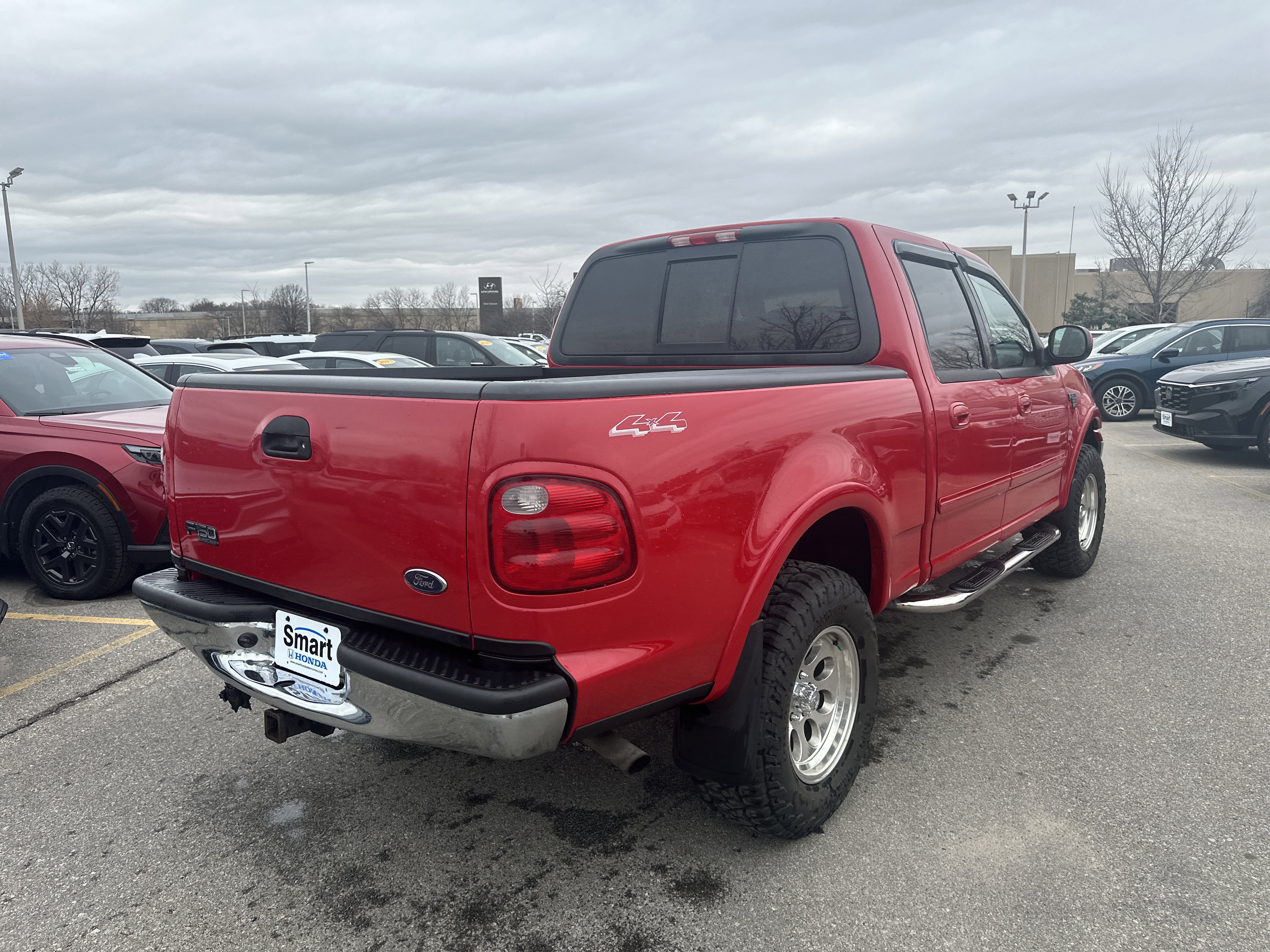 Used 2001 Ford F150 XLT image 4