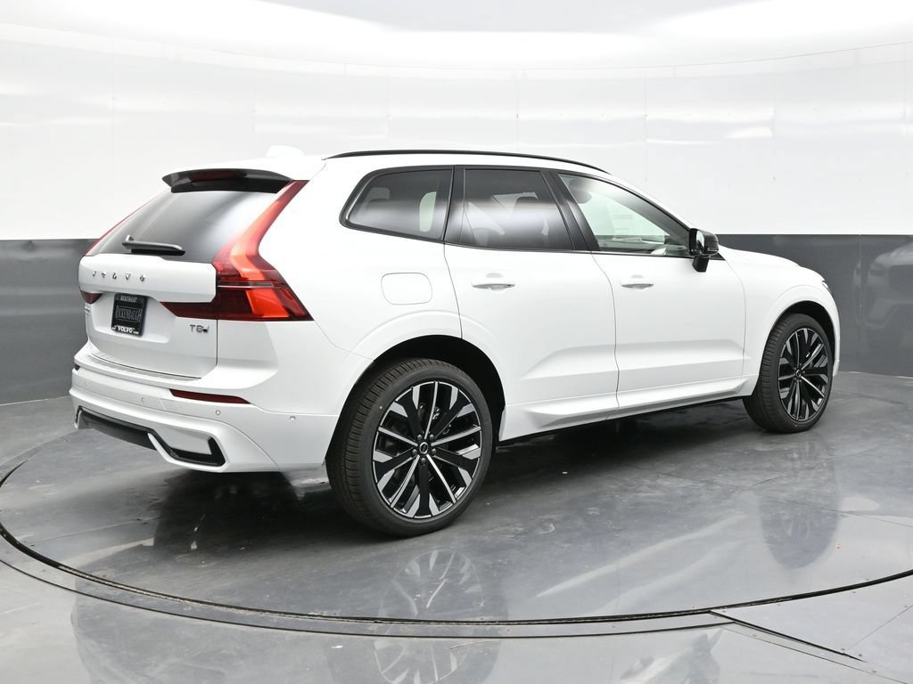 New 2026 Volvo XC60 T8 Ultra w/ Climate Package PRO AWD/4WD image 7