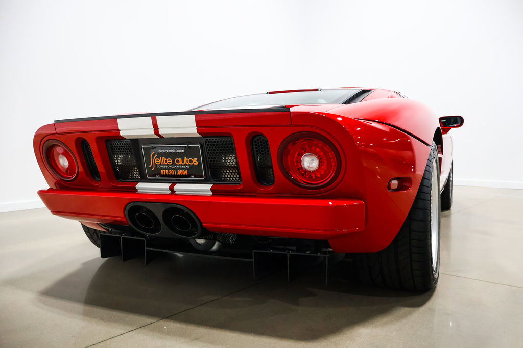 Used 2006 Ford GT RWD image 79