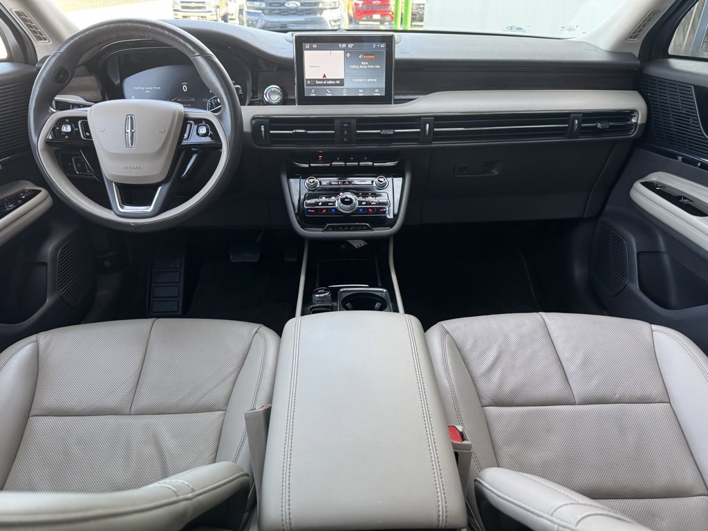 Used 2022 Lincoln Corsair Reserve w/ Equipment Group 201A image 13