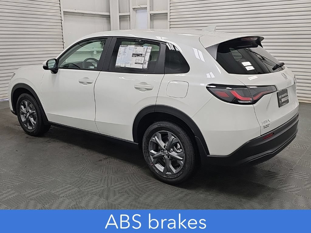 New 2027 Honda HR-V LX image 5