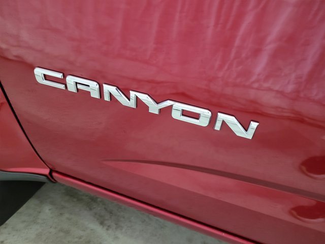 Used 2017 GMC Canyon SLE w/ SLE Convenience Package image 24