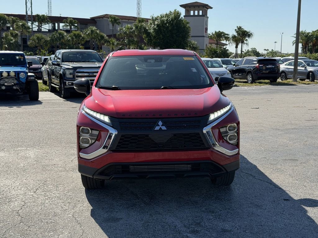 Used 2025 Mitsubishi Eclipse Cross AWD image 3