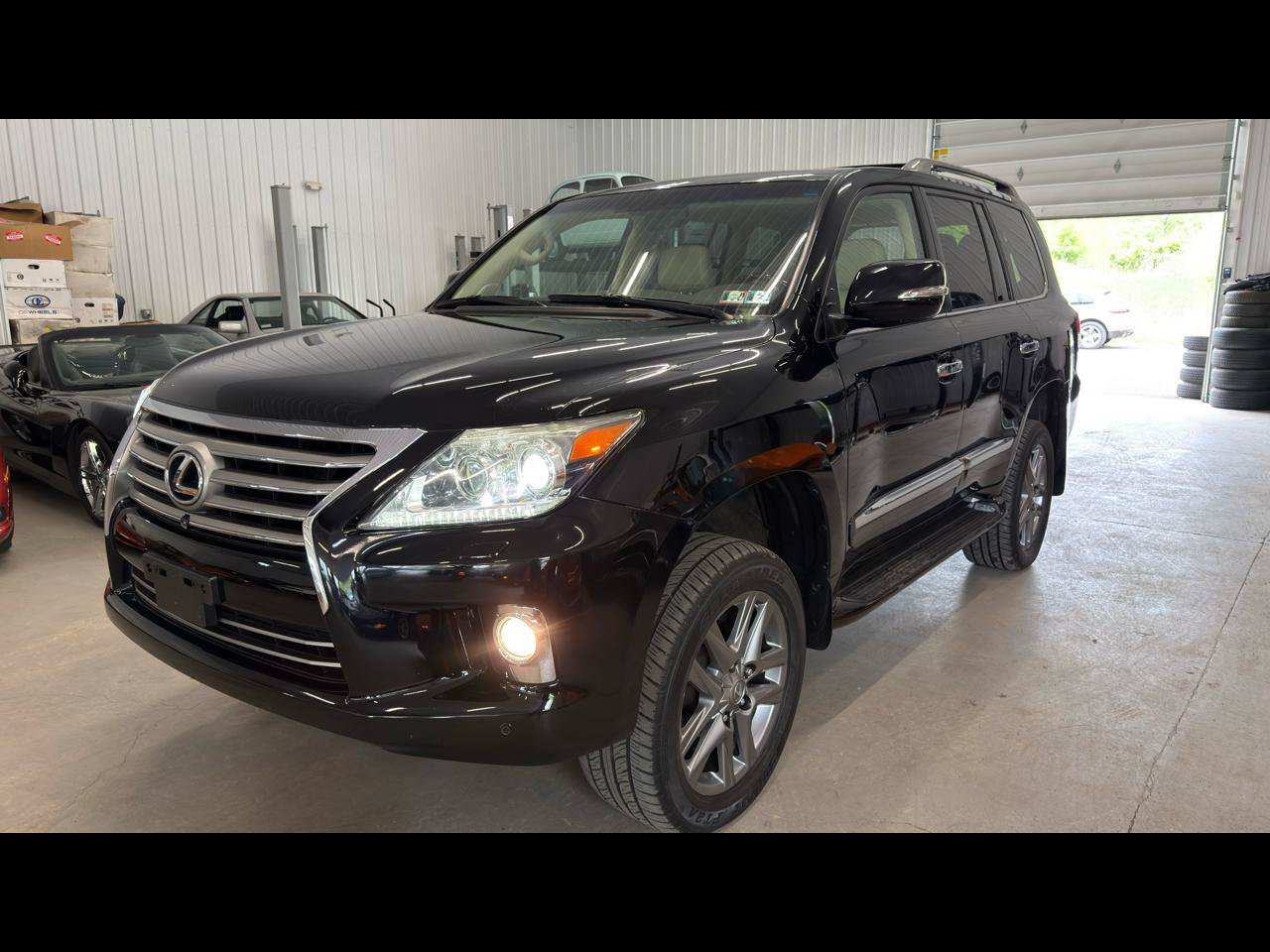 Used 2013 Lexus LX 570 4WD