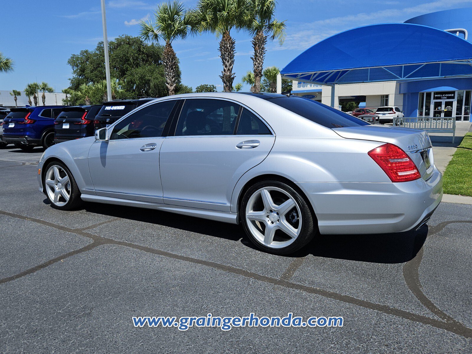 Used 2012 Mercedes-Benz S 550 image 3