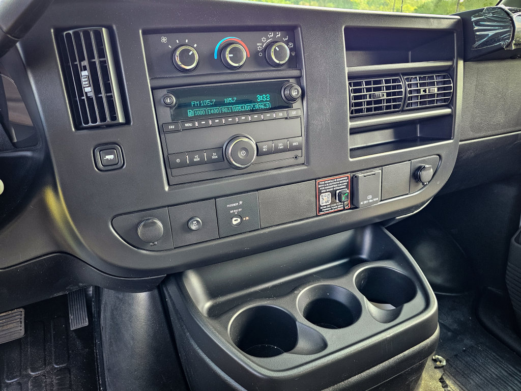 New 2026 GMC Savana 3500 w/ Power Convenience Package RWD image 18