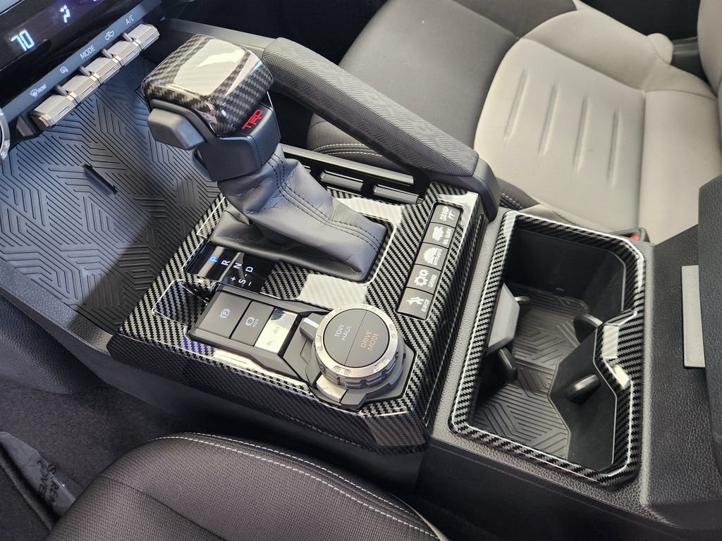 Used 2024 Toyota Tacoma TRD Sport AWD/4WD image 19