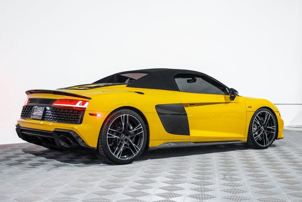Used 2023 Audi R8 V10 performance image 4