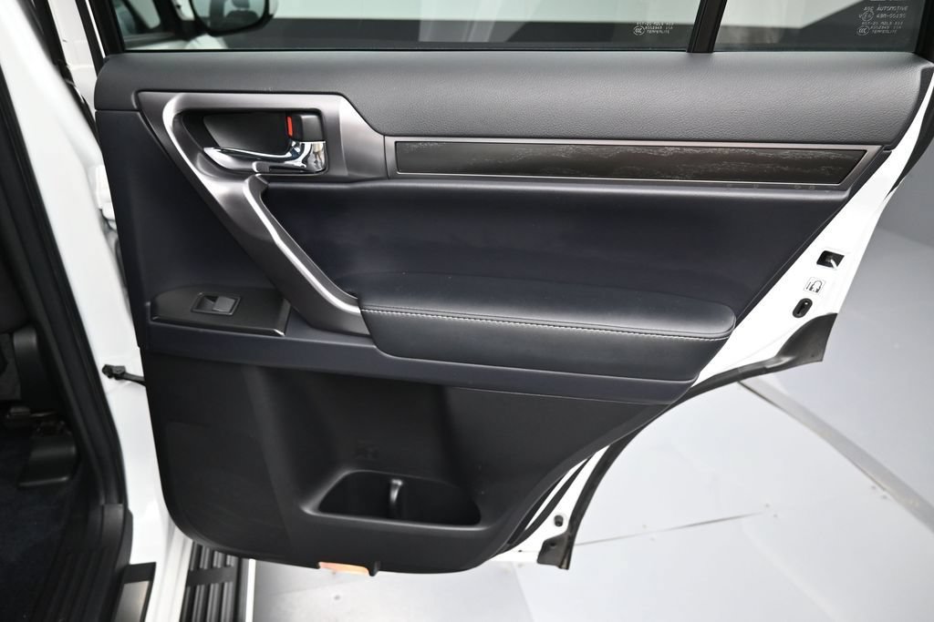 Used 2022 Lexus GX 460 w/ Black Line Special Edition AWD/4WD image 40