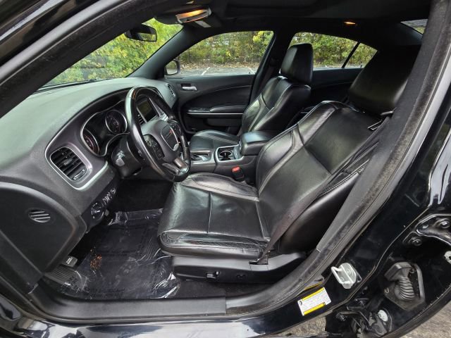 Used 2020 Dodge Charger SXT w/ Leather Interior Group image 9