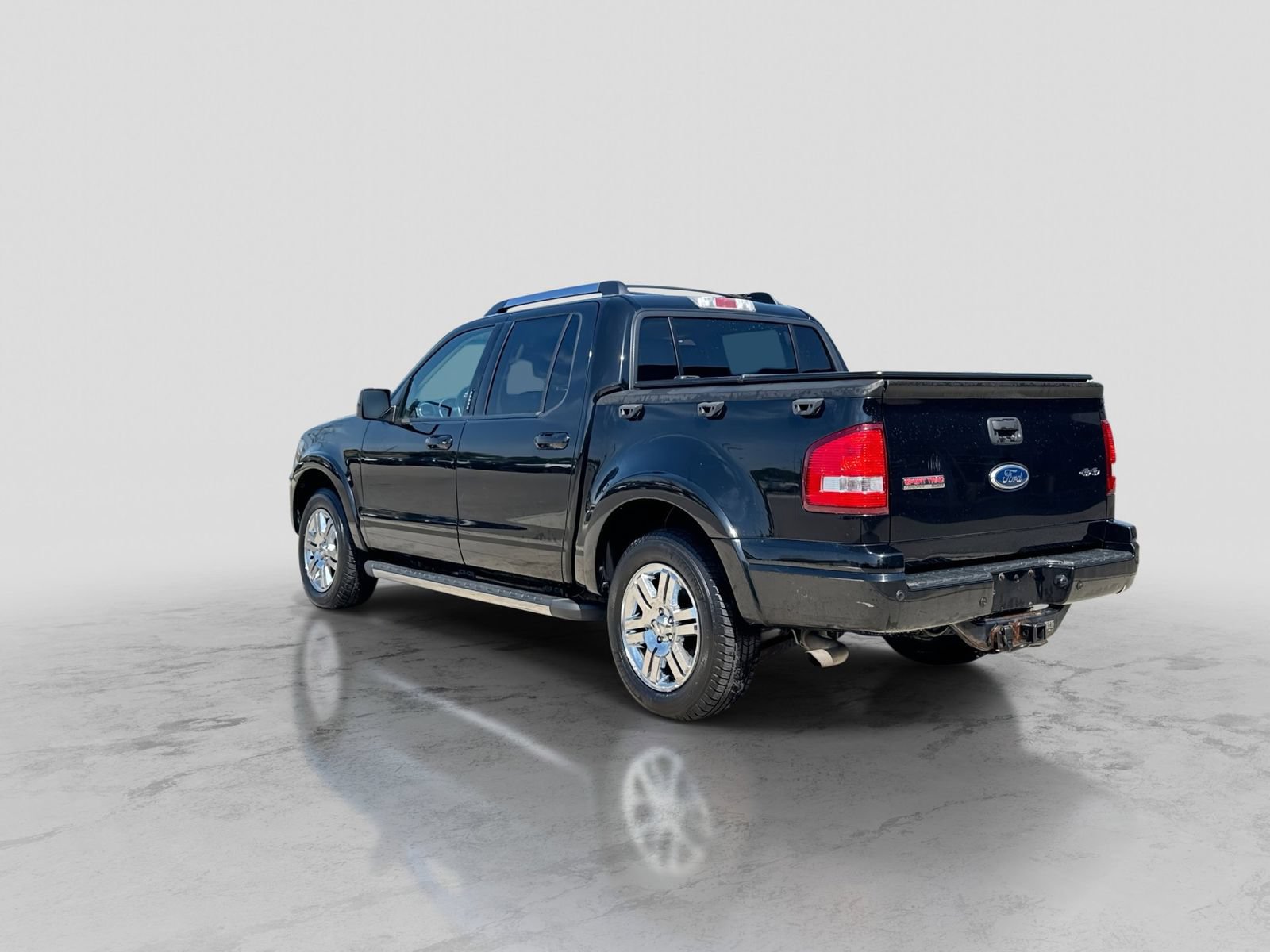 Used 2010 Ford Explorer Sport Trac Limited AWD/4WD image 4