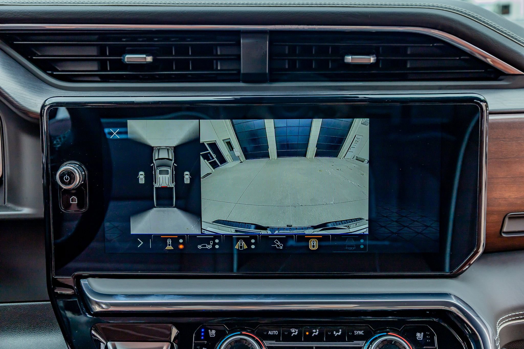 Used 2025 GMC Sierra 1500 Denali Ultimate image 26