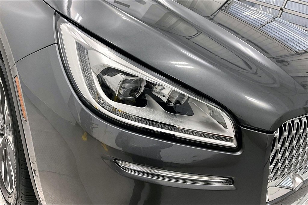 Used 2022 Lincoln Corsair Reserve w/ Equipment Group 201A image 30
