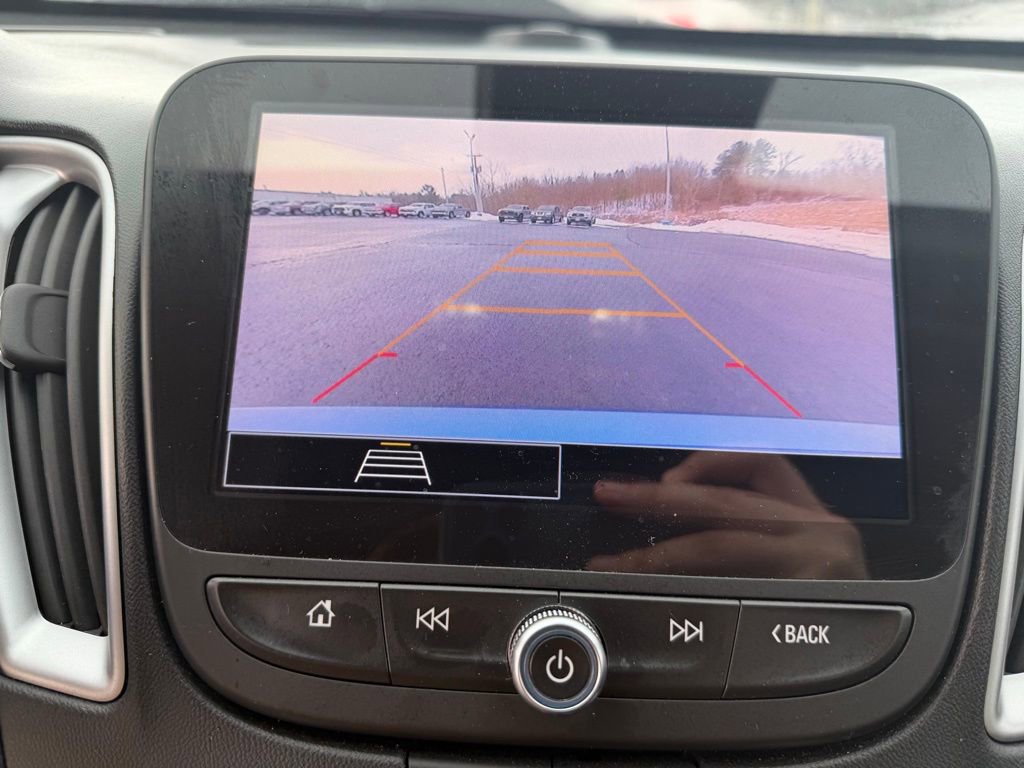 Used 2024 Chevrolet Malibu LT image 6