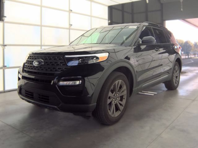 Used 2024 Ford Explorer XLT w/ Equipment Group 202A