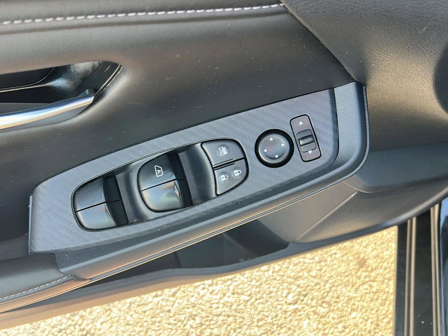 Used 2024 Nissan Sentra SV image 32