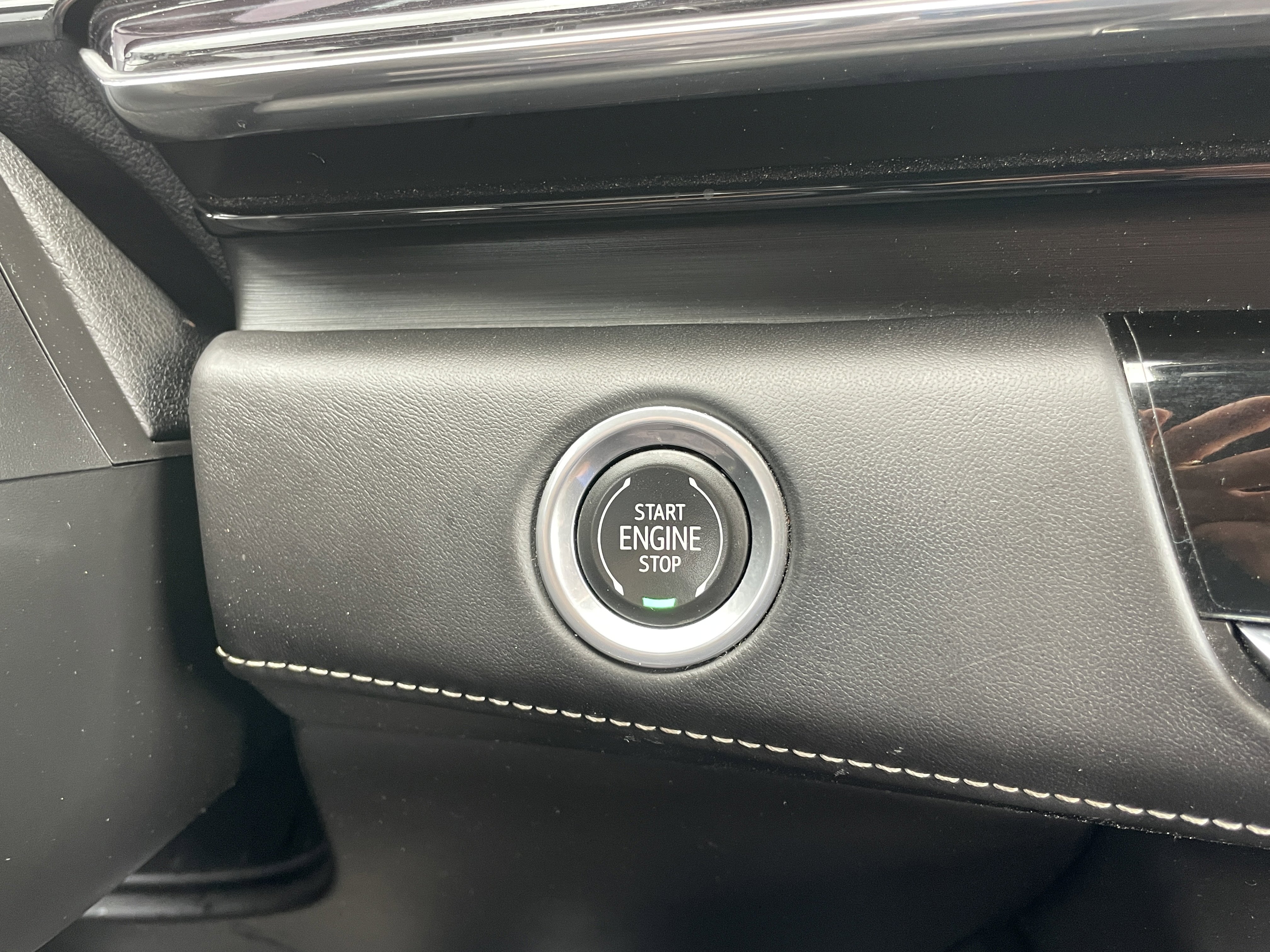 Used 2023 Cadillac Escalade V image 25