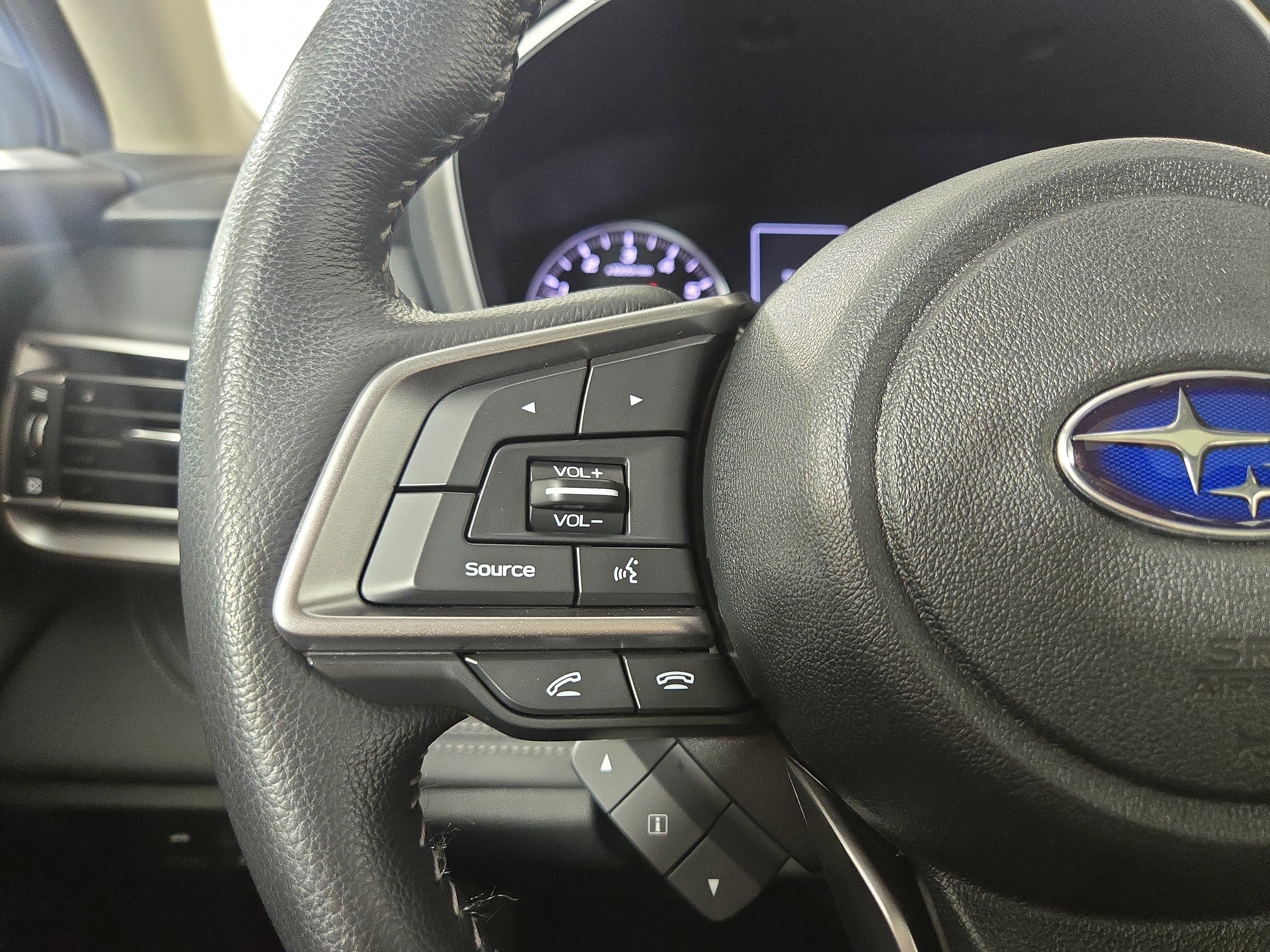 Used 2022 Subaru Legacy Limited w/ Popular Package #2 image 15