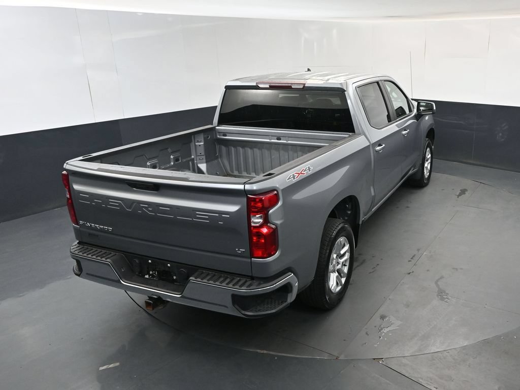 Used 2023 Chevrolet Silverado 1500 LT AWD/4WD image 32