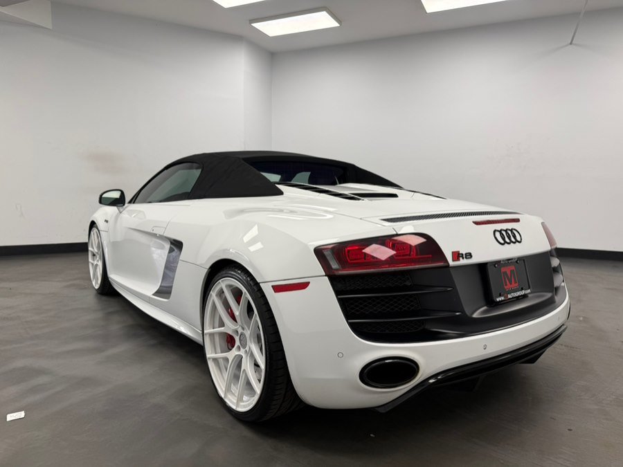 Used 2011 Audi R8 V10 AWD/4WD image 15