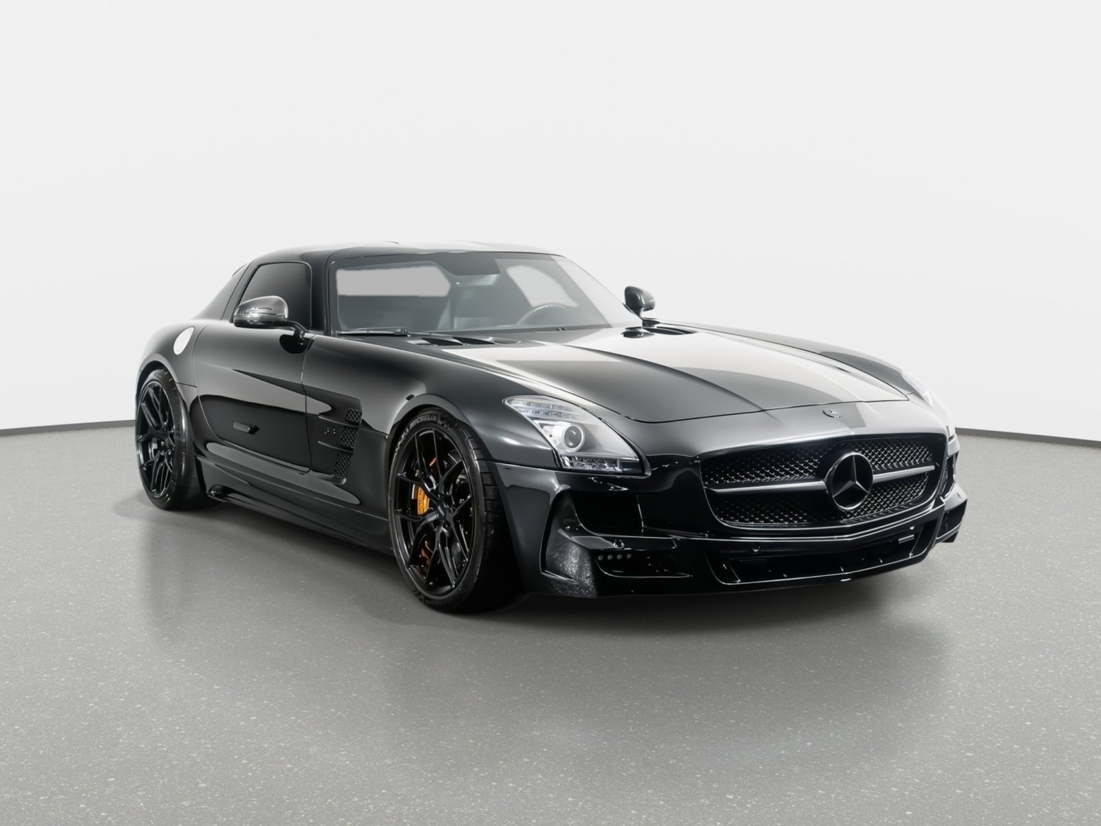 Used 2011 Mercedes-Benz SLS AMG Coupe image 4
