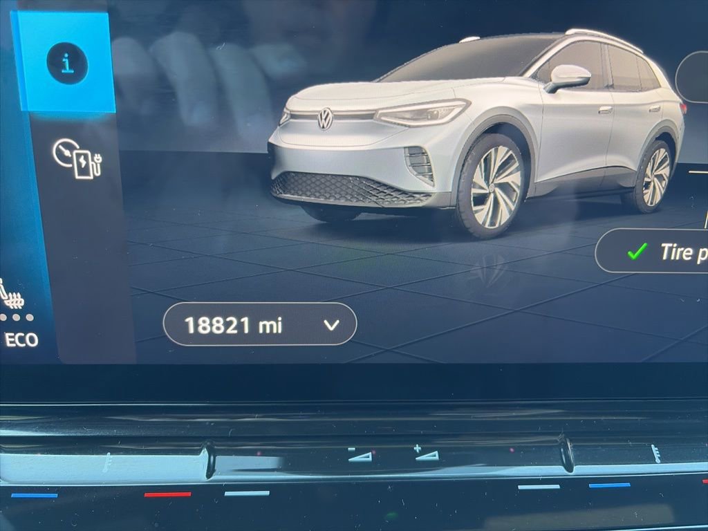 Used 2023 Volkswagen ID.4 Pro S image 18