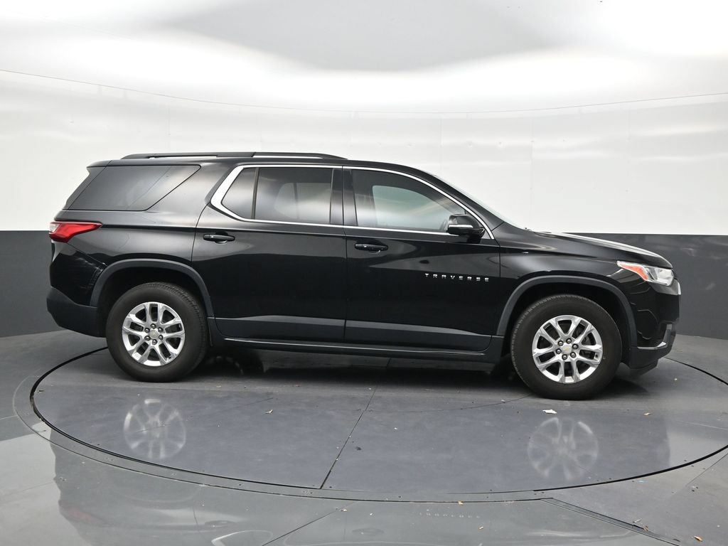 Used 2019 Chevrolet Traverse LT FWD image 6