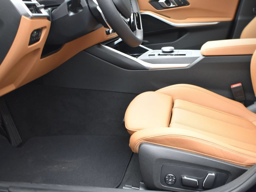 New 2026 BMW 330i Sedan w/ Convenience Package RWD image 12
