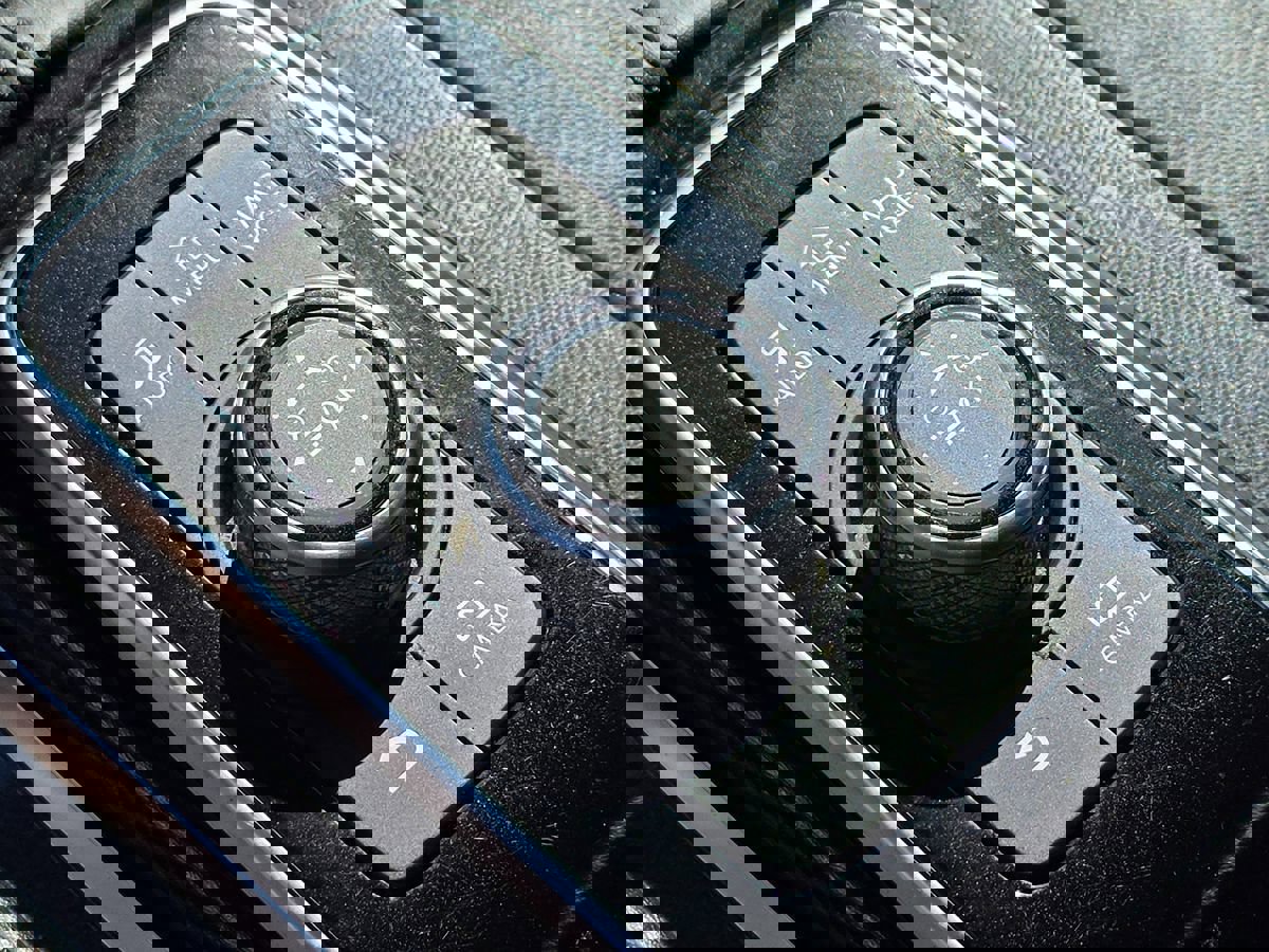 Used 2023 Nissan Armada SV image 39