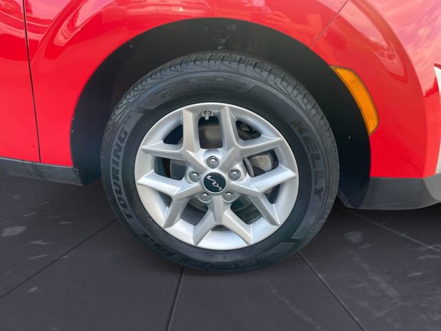 Used 2023 Kia Soul LX w/ LX Technology Package image 14