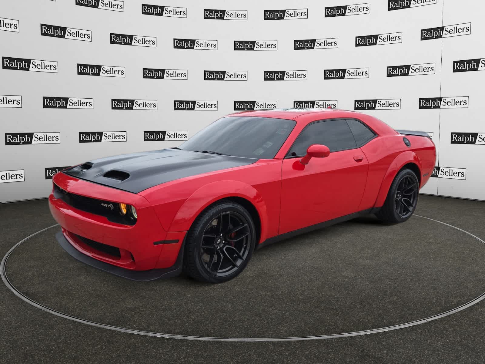 Used 2022 Dodge Challenger R/T Scat Pack RWD image 2