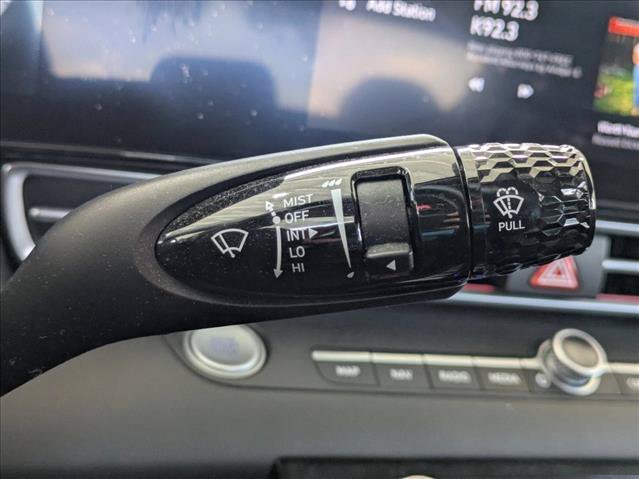 Used 2024 Hyundai Elantra SEL w/ Convenience Package FWD image 8