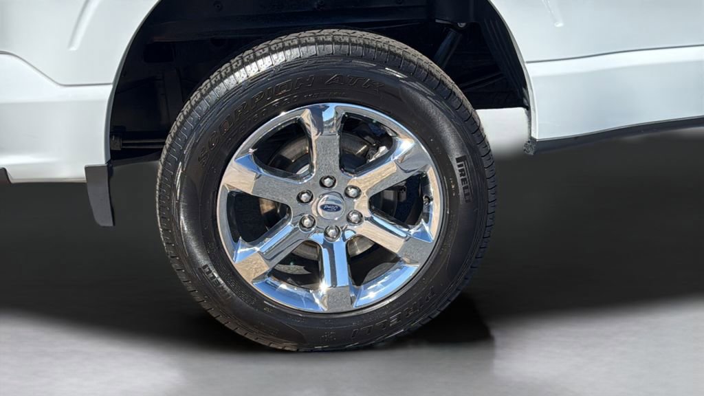 Used 2023 Ford F150 Lariat w/ Max Trailer Tow Package image 14