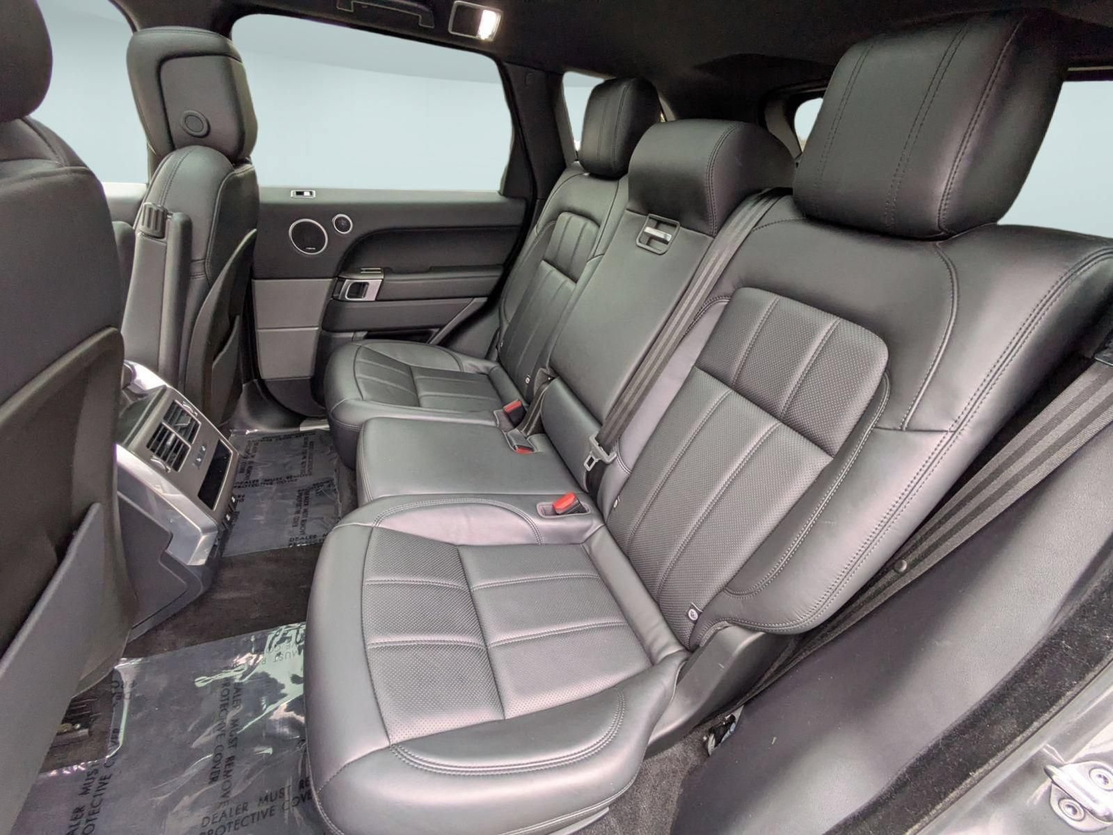 Used 2018 Land Rover Range Rover Sport HSE AWD/4WD image 25