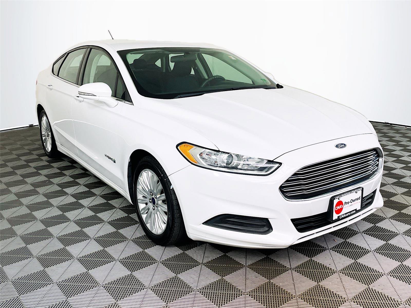 Used 2016 Ford Fusion SE