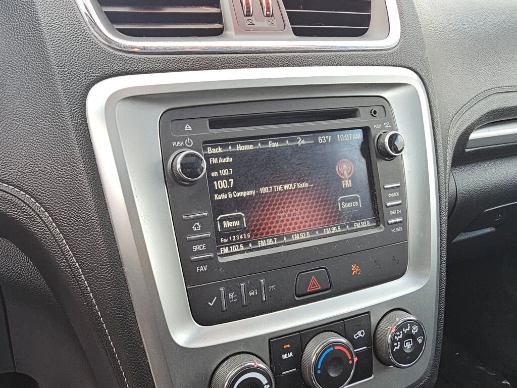 Used 2016 GMC Acadia SLE image 35