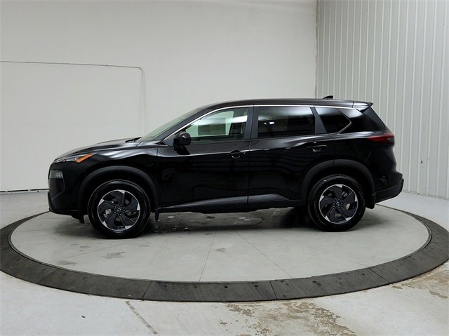 New 2025 Nissan Rogue SV image 4