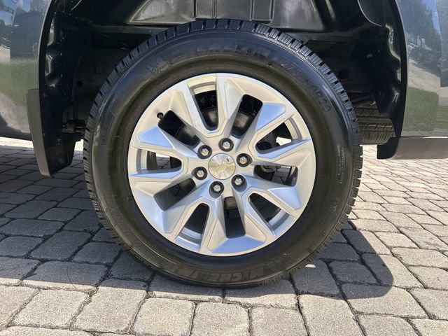 Used 2019 Chevrolet Silverado 1500 Custom w/ Custom Value Package RWD image 11