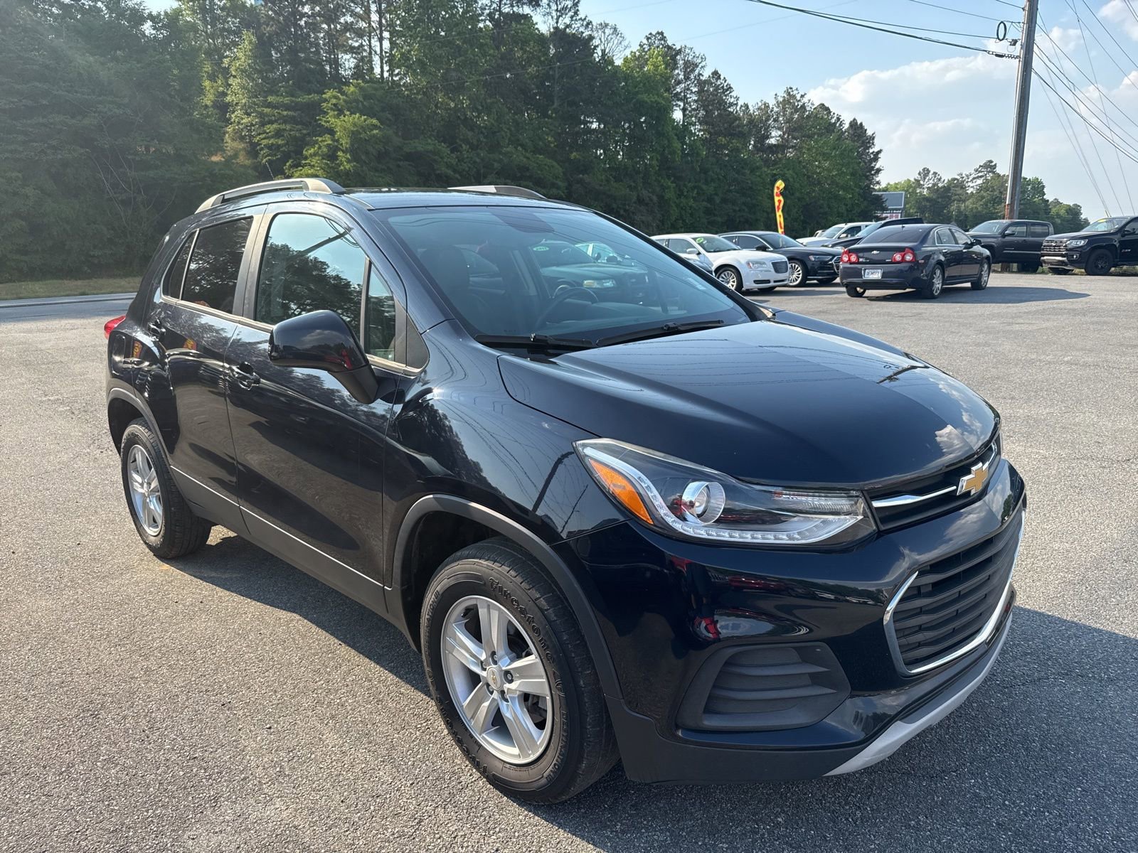 Used 2021 Chevrolet Trax LT AWD/4WD image 3
