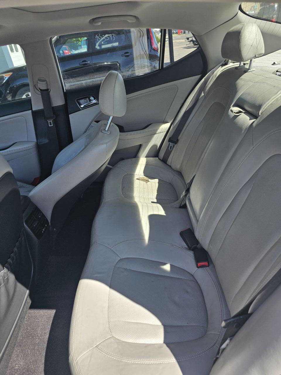 Used 2011 Kia Optima EX w/ Premium Pkg FWD image 11