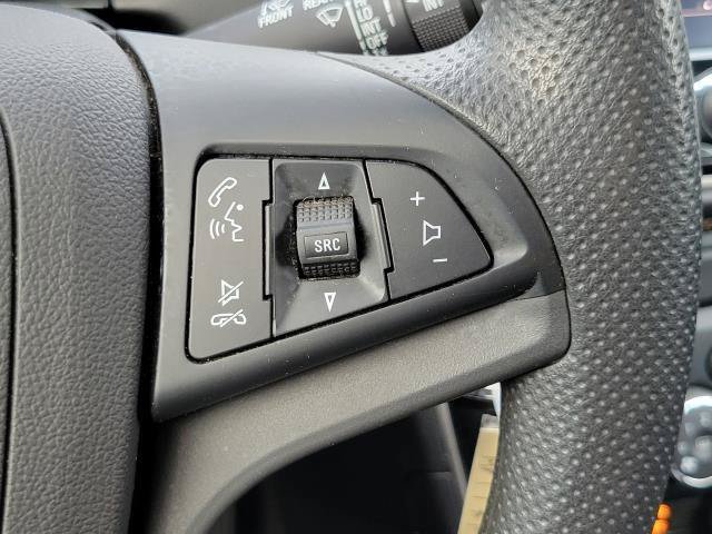 Used 2020 Chevrolet Trax LT FWD image 17