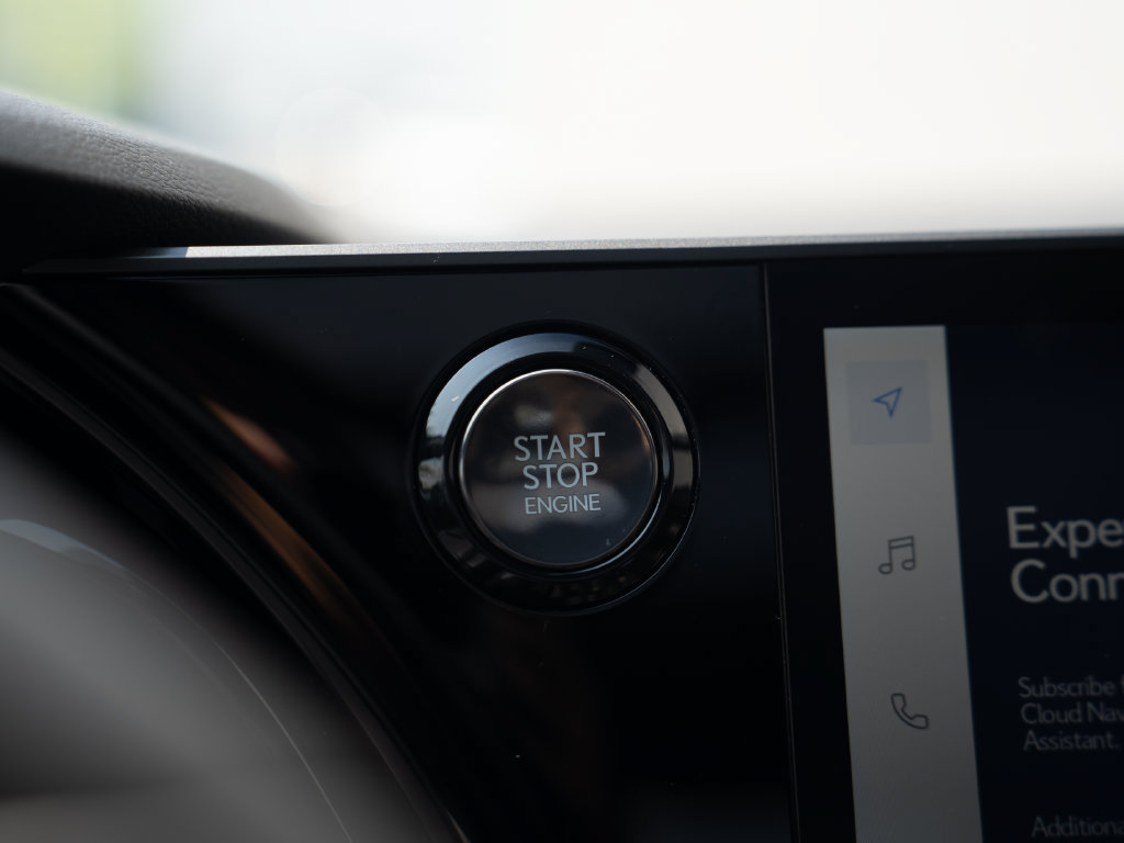 Used 2023 Lexus RX 350 FWD w/ Cold Area Package image 28