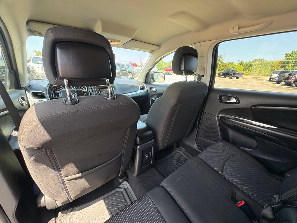 Used 2020 Dodge Journey SE FWD image 26