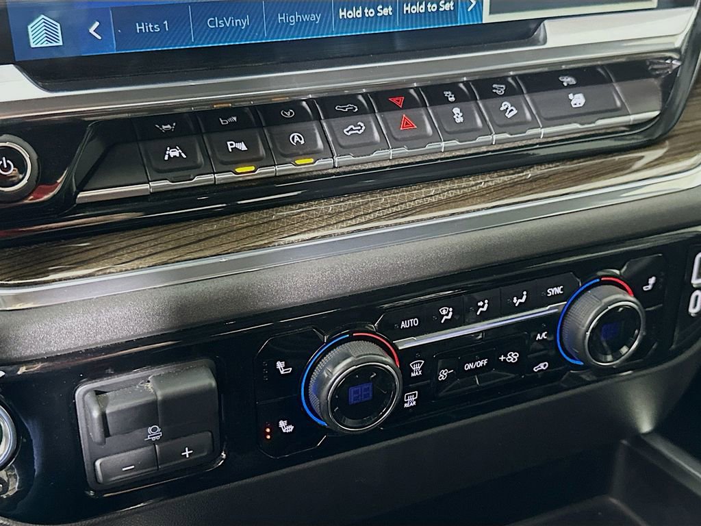 Used 2024 Chevrolet Silverado 1500 LT Trail Boss w/ Convenience Package II image 27