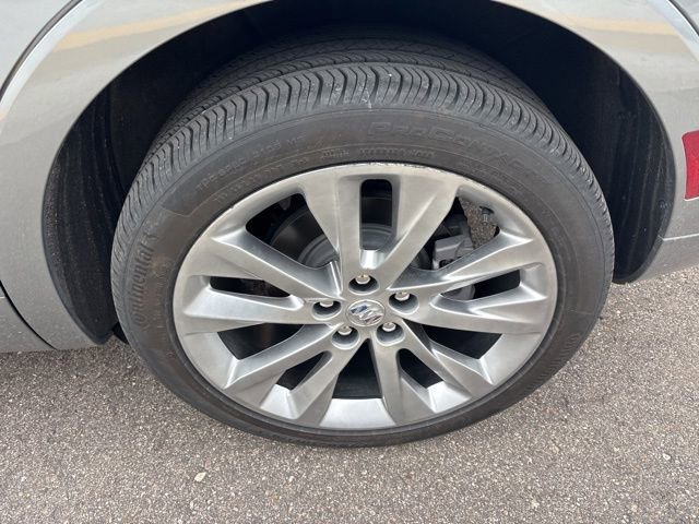 Used 2023 Buick Envision Avenir AWD/4WD image 11