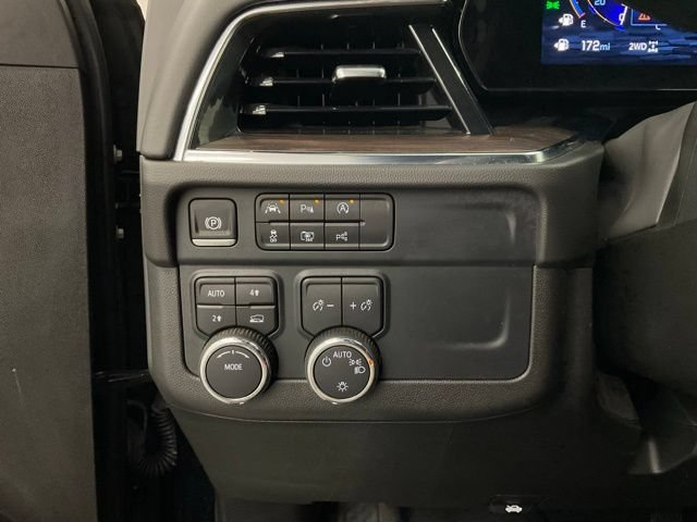 Used 2025 Chevrolet Tahoe LT AWD/4WD image 14