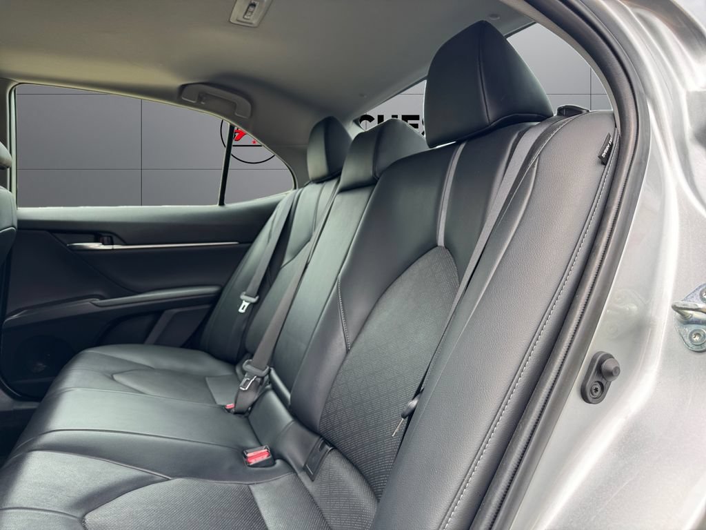 Certified 2022 Toyota Camry XSE FWD image 18